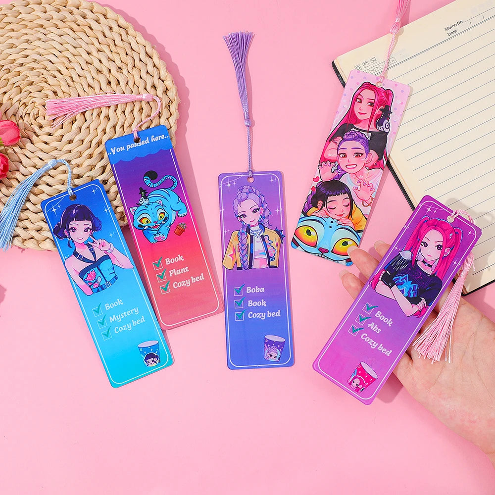 mode peluche --- Kpop Demon Hunters Huntrix Cartoon Bookmarks  Anime Cute Stationery for Kpop Fans & Book Lovers, School Supplies Page Markers