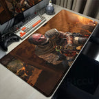 Tapis de souris ou de bureau Call of Duty Warzone avec personnage armé, surface lisse et base en caoutchouc antidérapante. Idéal pour gaming, livré gratuitement.