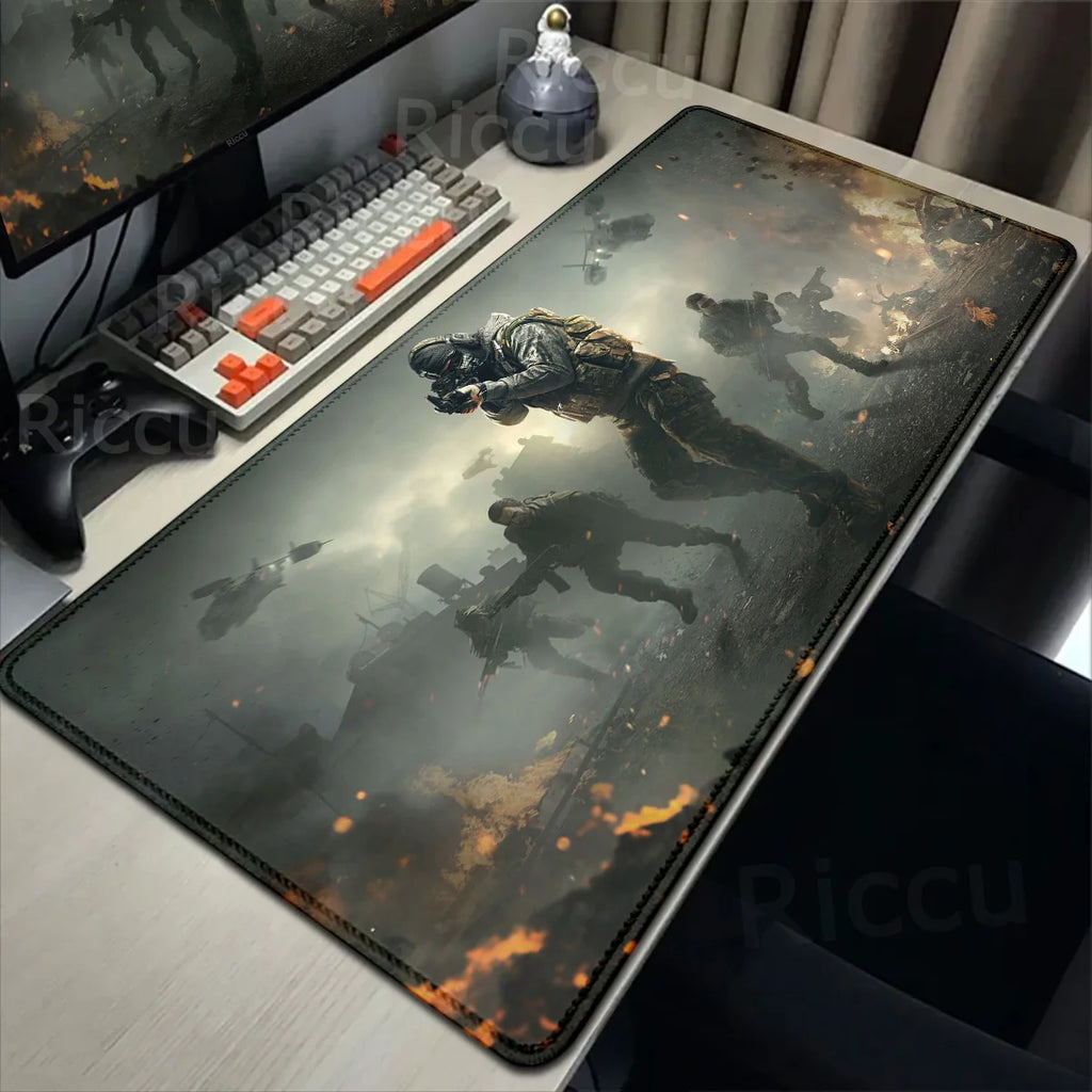 Tapis de souris ou de bureau Call of Duty Warzone avec surface lisse et base en caoutchouc antidérapante, idéal pour gaming. Livraison gratuite dès 12,50€.