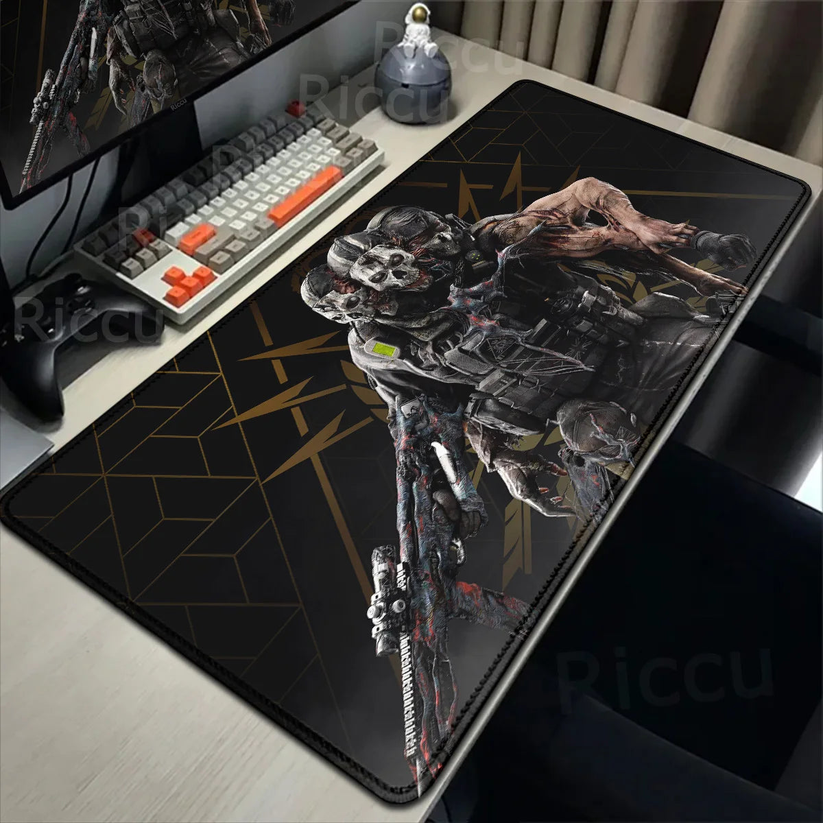Tapis de bureau ou de souris de tout Call of Duty avec design de soldat armé, surface lisse et base en caoutchouc antidérapante pour gaming.