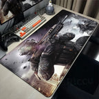 Tapis de souris ou de bureau Call of Duty Warzone avec surface lisse et base en caoutchouc antidérapante, idéal pour le gaming. Design immersif de soldat en action, parfait pour les setups de jeu PC – Livraison gratuite.