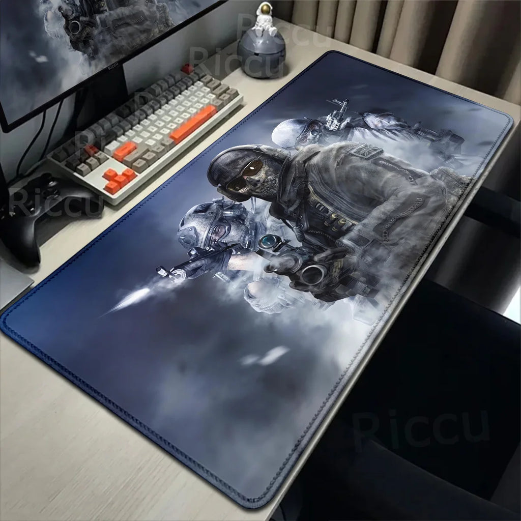 Tapis de souris ou de bureau Call of Duty Warzone avec surface lisse et base en caoutchouc antidérapante, idéal pour gaming. Livraison gratuite dès 12,50€.
